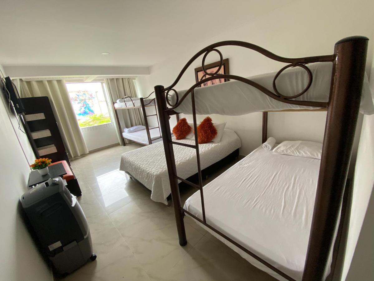 Hotel Lleras Premium #1 Medellín Extérieur photo