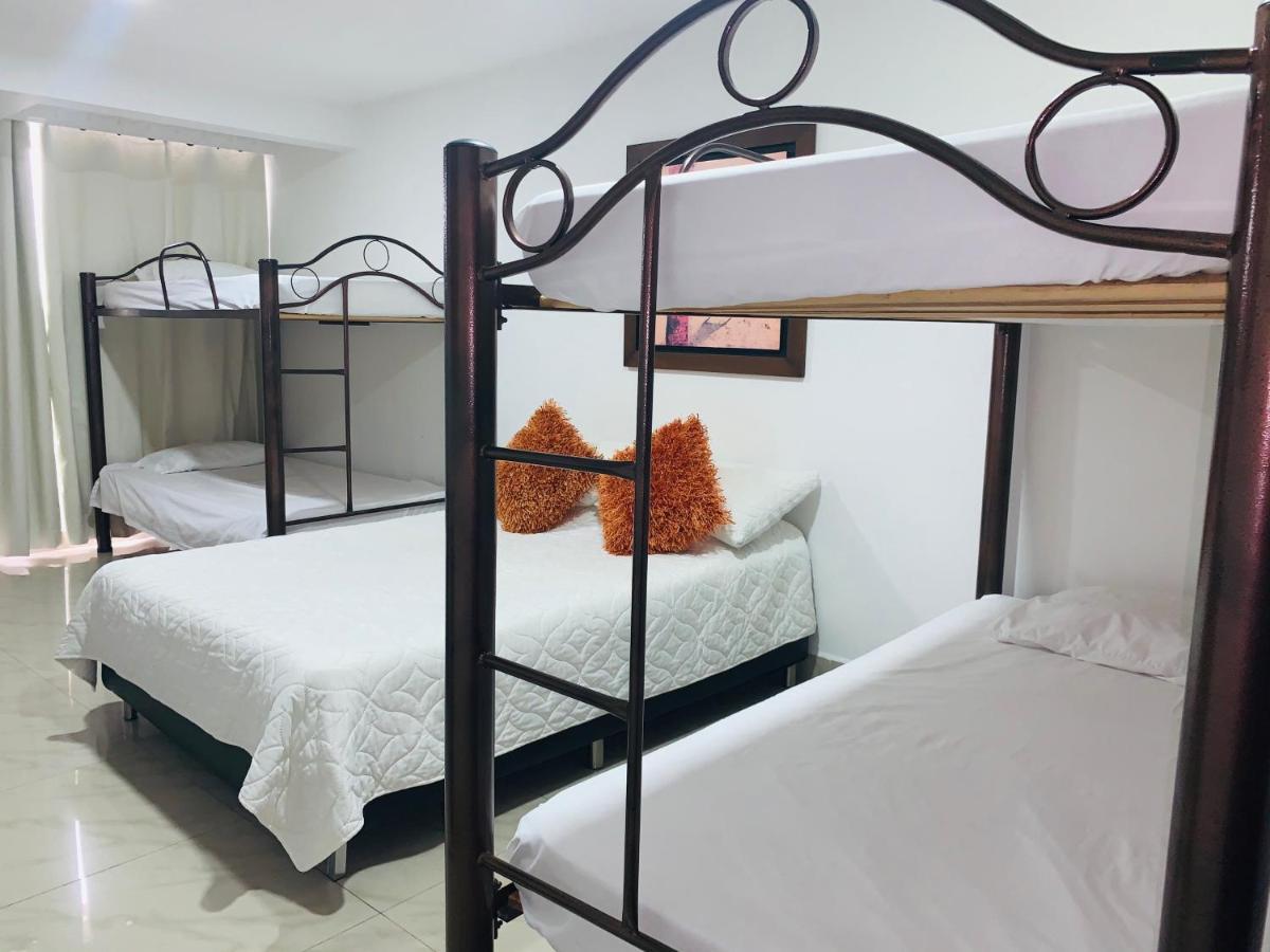 Hotel Lleras Premium #1 Medellín Extérieur photo